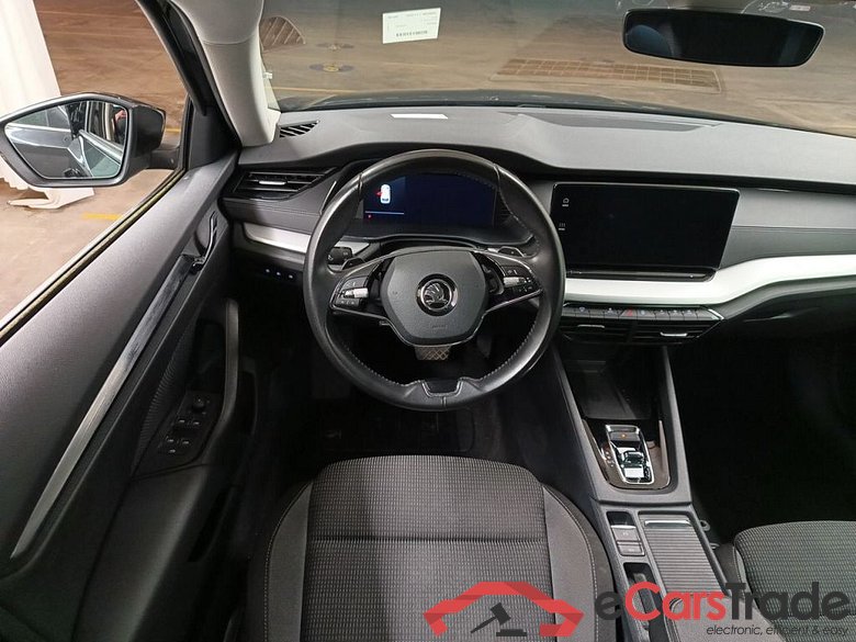Skoda Octavia Combi 2.0 CRTDI 110kW DSG7 Ambition 5d #6