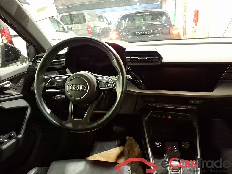 AUDI A3 SPORTBACK 1.4 45 TFSI E S TR. COMPETITION SPORTB. #4