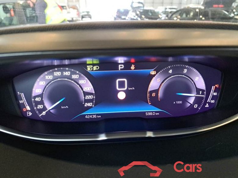 PEUGEOT 3008 / 2020 / 5P / SUV BLUEHDI 130 EAT8 SeS ALLURE #4