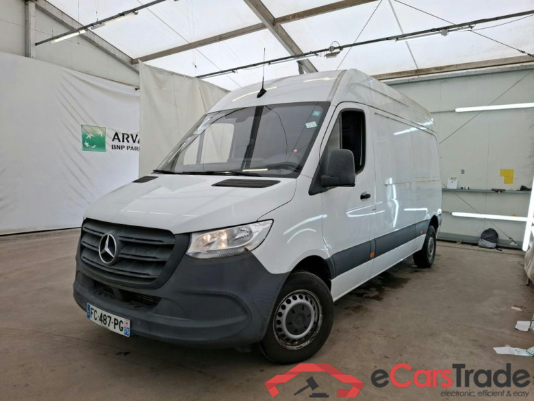 MERCEDESBENZ Sprinter VU 4p Fourgon 214 CDI Traction Emp 3924 3T #1