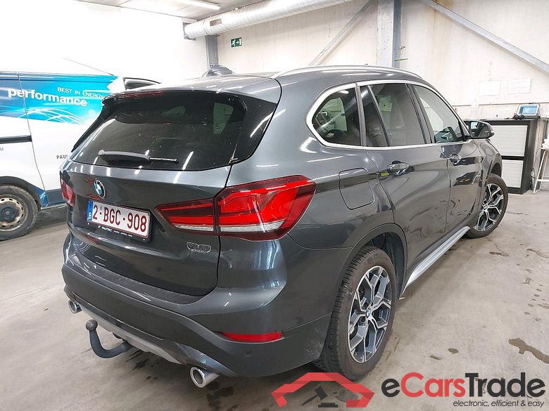 BMW - BMW X1 sDrive18dA 150PK X Line Business Edition Towing Hook #2