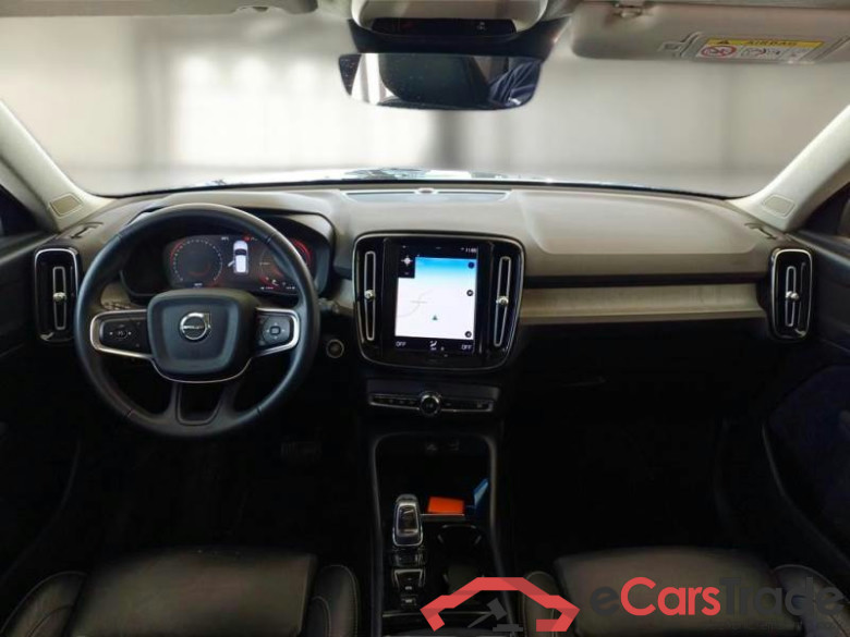 VOLVO XC40 / 2017 / 5P / FUORISTRADA T4 PLUG-IN HYBRID AUTO RECHARGE INSCR N1 #3
