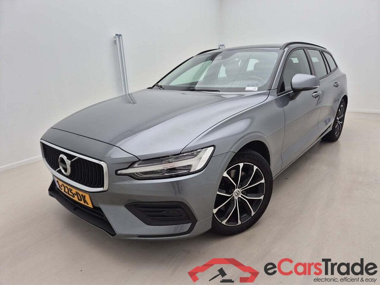VOLVO V60 2.0 B3 Mom. Adv.