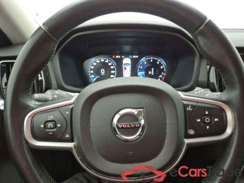 VOLVO V60 2.0 B3 Mom. Adv. #4