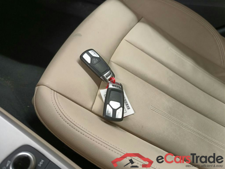 AUDI A4 DIESEL - 2020 40 TDI 204hp Quattro Advanced S tronic 4d #4