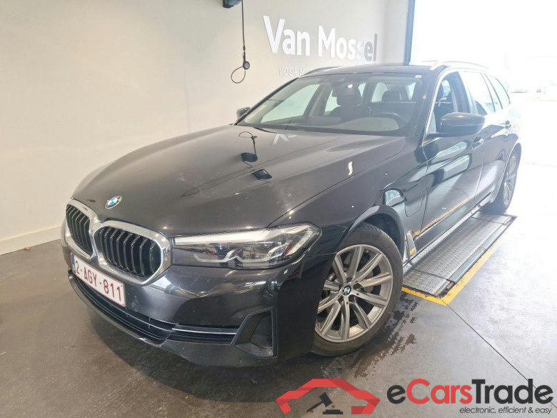 BMW - BMW 5 TOURING 530e xDrive 272PK Business Edition & Heated Dakota Seats & Parking Assistant Pack & Towing Hook * HYBRID * #1