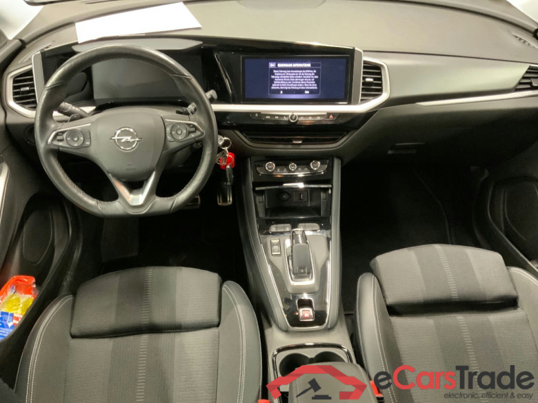 Grandland Elegance 1.5 96KW AT8 6E #3