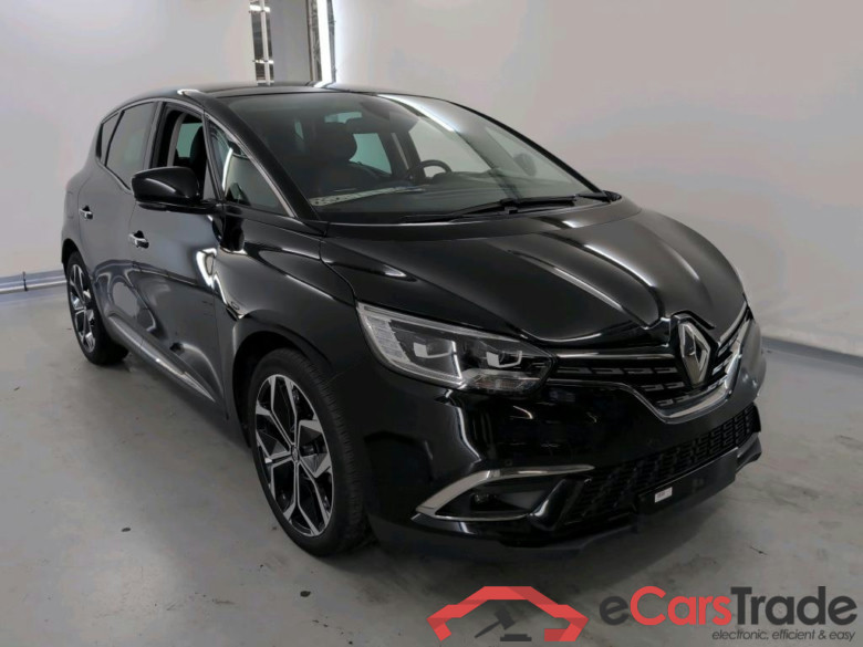 RENAULT ScAsnic 1.3 TCE 140 EDC INTENS #2