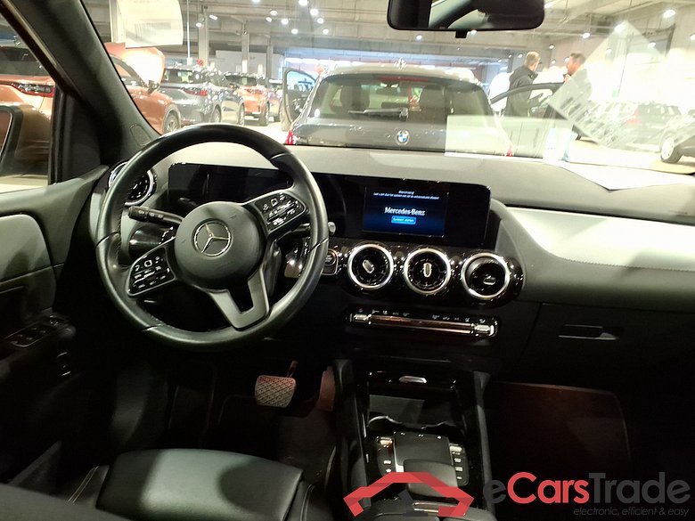 MERCEDES-BENZ B-CLASS 1.3 B 250 E DCT #6