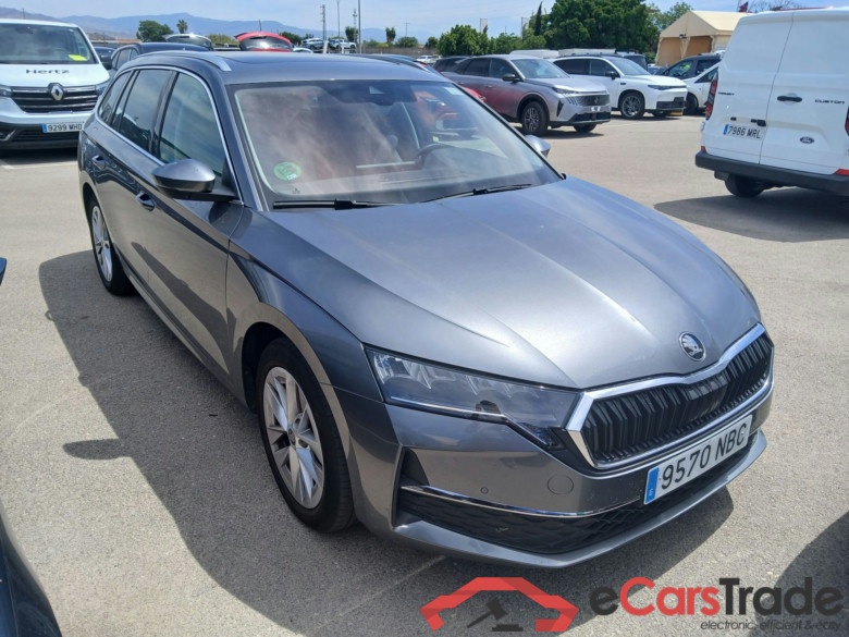 SKODA Octavia 2.0 TDI 110 kW (150CV) DSG 7 vel AutomÃ¡tico Combi Design(Pano + Winterpack) #1