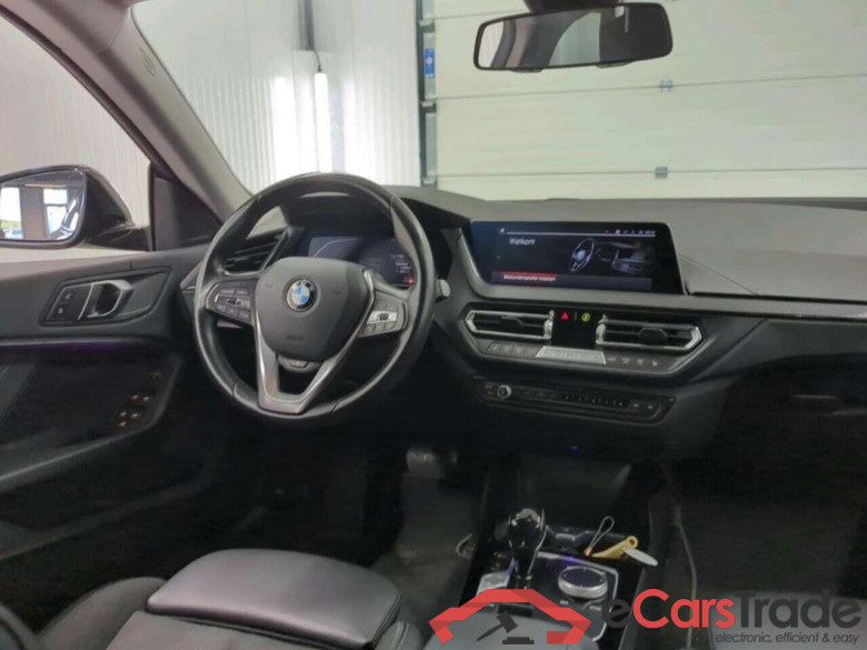 BMW 2-serie Gran Coupé 218i Introduction Ed #3