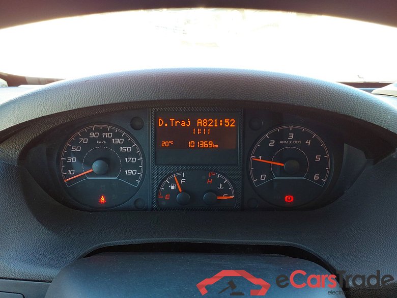 PEUGEOT Boxer PEUGEOT Boxer 2.2 HDI 130 335 L2H2 3.5T 2.2 HDI 140 BVM + Nav + camera recul + grip control #6