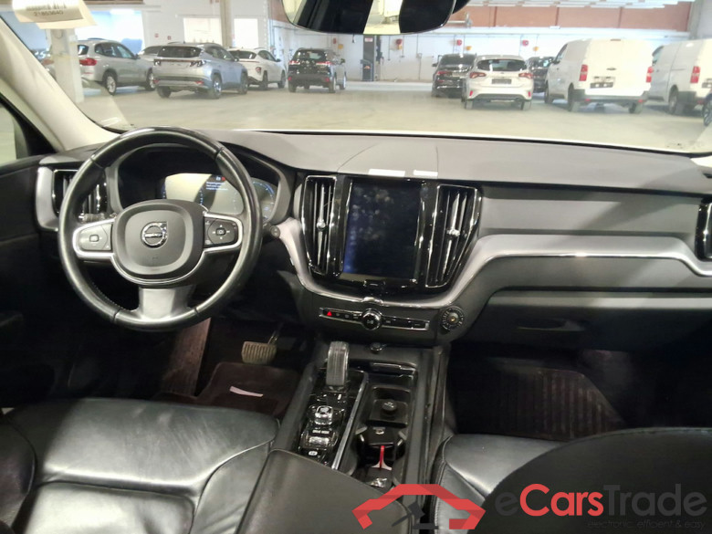 VOLVO XC60 2.0 B5 D 4WD GEARTRONIC MOMENTUM PRO - EX POLICE #6