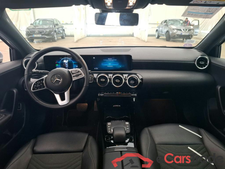 MERCEDESBENZ Classe A Compact  2018  5P  Berline A 250 e Business Line 8GDCT #5