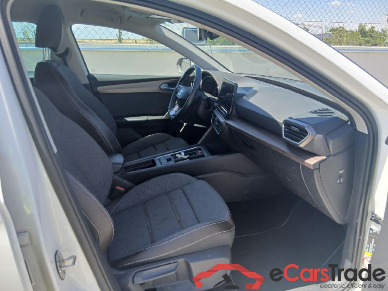 SEAT Nuevo León / 2020 / 5P / familiar SP 1.4 e-Hybrid DSG S&S Xcellence Go L #6
