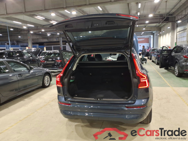 VOLVO XC60 2.0 B4 D GEARTRONIC MOMENTUM PRO #3