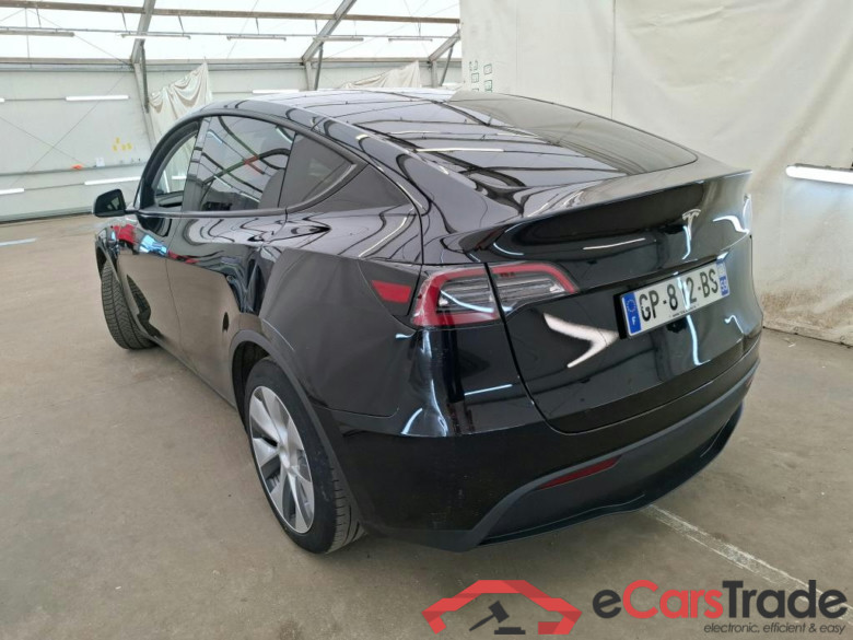 TESLA Model Y / 2021 / 5P / SUV RWD #3
