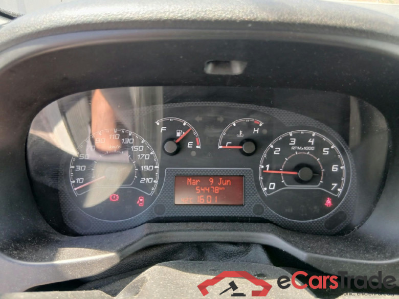 FIAT Fiorino / 2016 / 3P / furgón derivado de turismo Cargo Base N1 1.3 MJet 59 kW (80 CV) #4