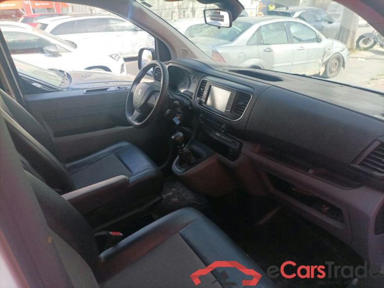 PEUGEOT Expert / 2016 / 4P / furgón Furgón Premium 2.0 BlueHDi 120 Standard #3
