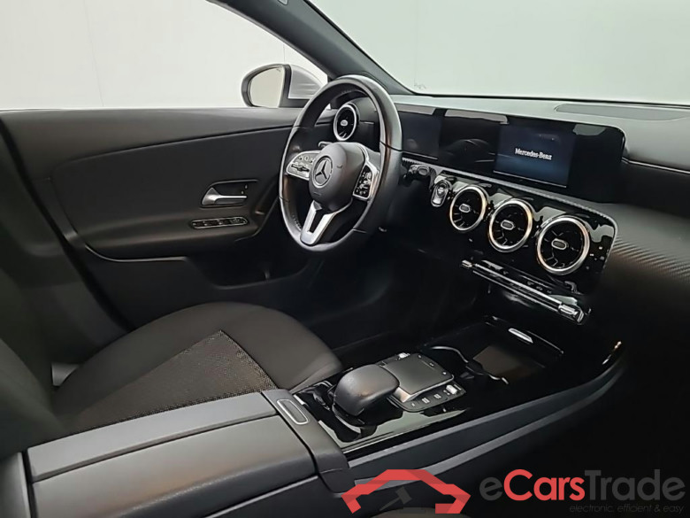 MERCEDES-BENZ CLA Shooting Brake CLA 180 DCT 5D 100kW #6
