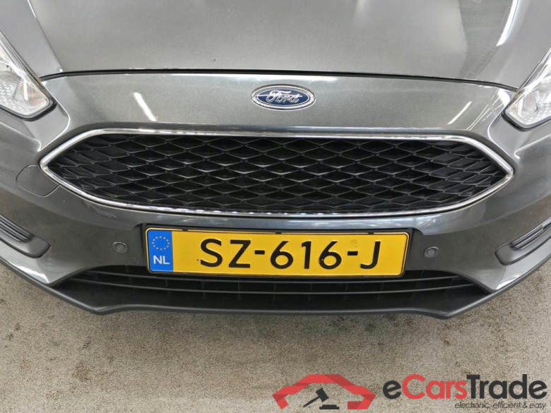 Ford Focus 1.0 EcoBoost Lease Edition 100 pk Wagon 5d #5