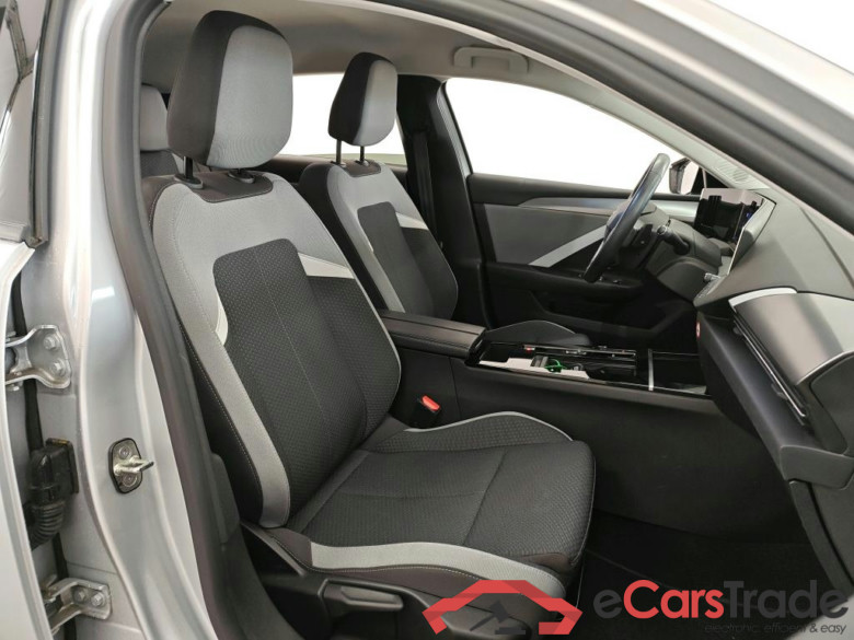Opel Astra 5-deurs 1.6 turbo PHEV 133kW AT Bus Edition 5d #3