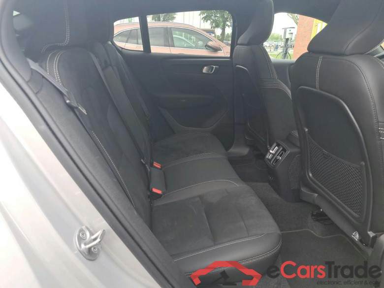 VOLVO C40 BEV 78KWH RECHARGE TWIN PLUS #6