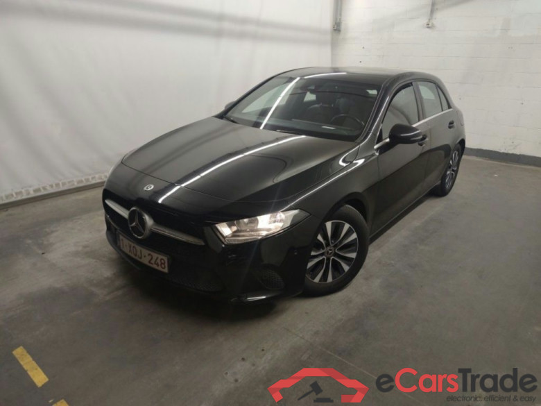 Mercedes-Benz A-Klasse A 180 d Business Solution Aut. 5d #1