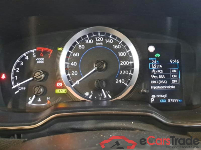 TOYOTA COROLLA / 2019 / 5P / BERLINA 1.8 HYBRID BUSINESS #4