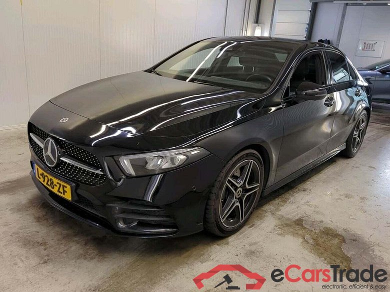 MERCEDES-BENZ A-klasse 250 Premium