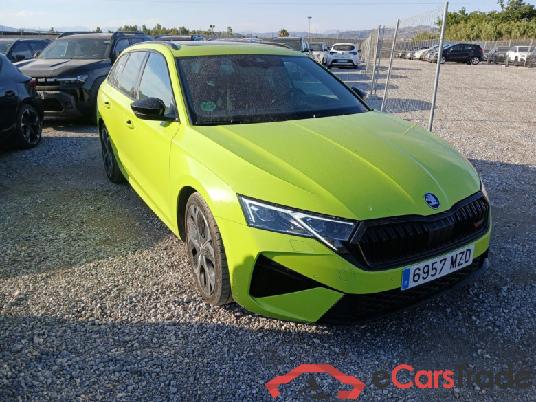SKODA Octavia RS 2.0 TSI 195 kW (265CV) DSG 7 vel AutomÃ¡tico Combi #1