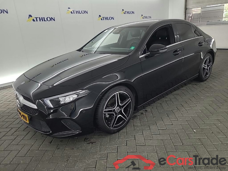 MERCEDES-BENZ A-Klasse Limousine A 180 DCT Business Line 4D 100kW #1