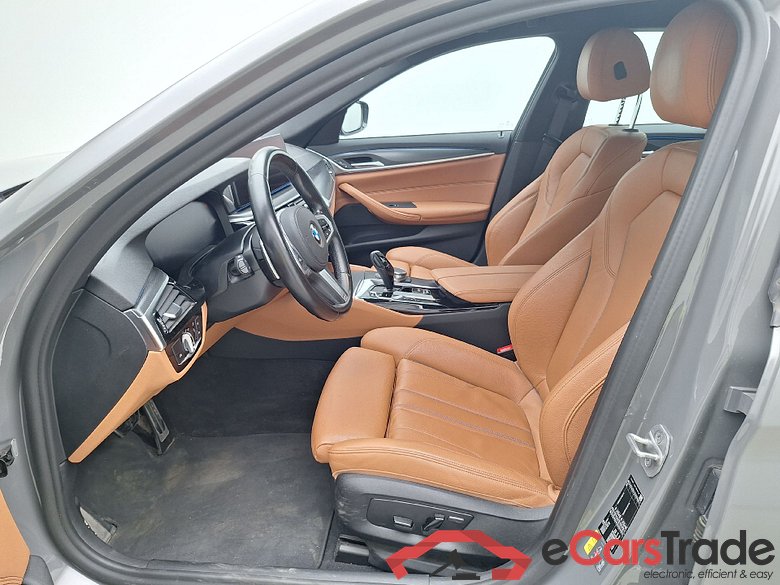 BMW, 5-serie FL'20 PHEV, BMW 5 Reeks Berline 530e 215kW 4d #3