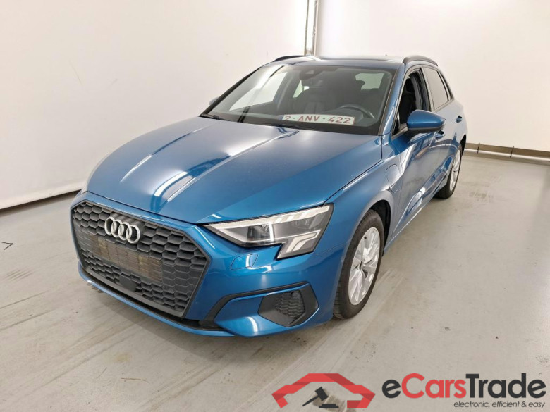 Audi A3 SB 1.4 40 TFSIe Hybrid Aut. LED-Matrix Head-Up Virtual ACC Navi KeylessGo Camera Klima PDC ... #1