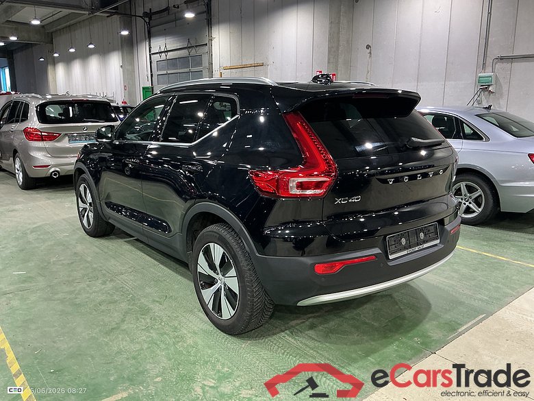 VOLVO XC40 1.5 T4 PHEV ESSENTIAL DCT #3