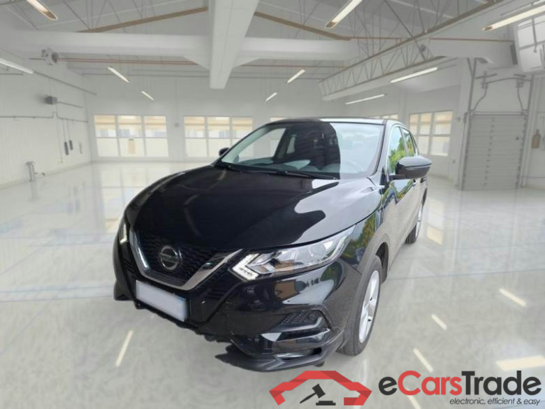 NISSAN QASHQAI / 2017 / 5P / CROSSOVER 1.3 DIG-T 140 BUSINESS #1