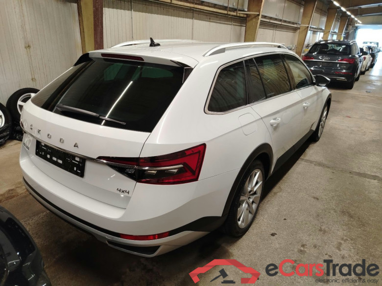 Superb Combi Scout 4x4 2.0 TDI 147KW AT7 E6d #2