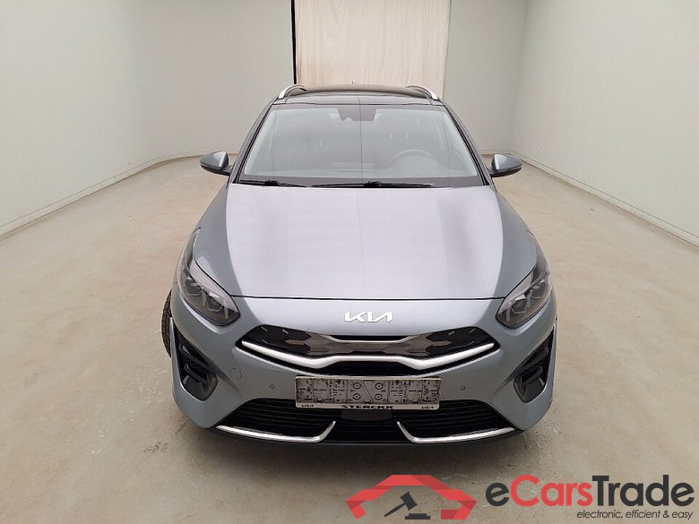 Kia, Ceed SW FL'21 PHEV, KIA cee'd Sportswagon Business Line 1.6 GDi PHEV D #1