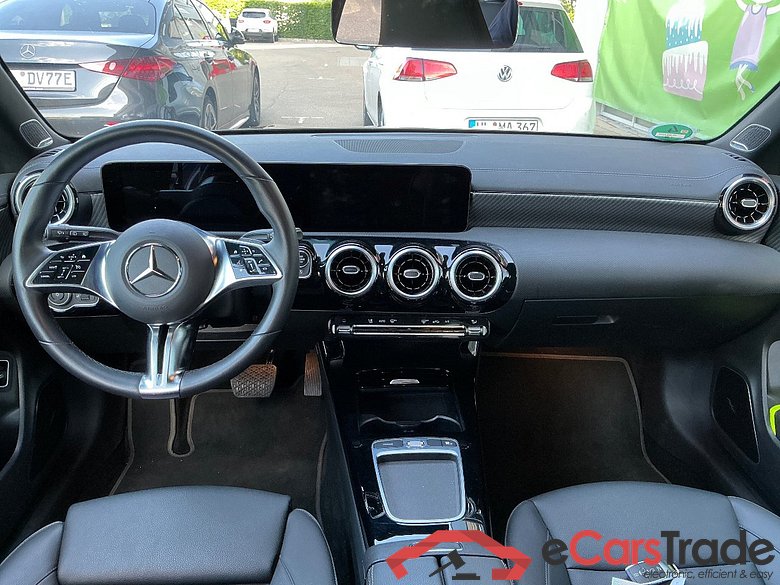 MERCEDES-BENZ CLA Shooting Brake Diesel 200 d Shooting Brake 8G-DCT Progressive Line Advanced 5d 110kW #3