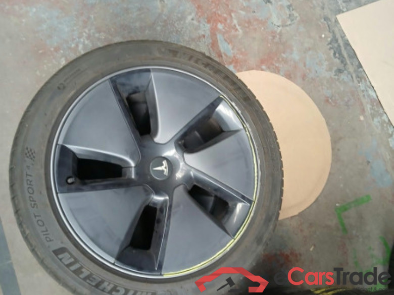 Tesla Model 3 - Lim4, Long Range Dual 75 kWh AWD, 2019 - 2019 Maximum Range #4