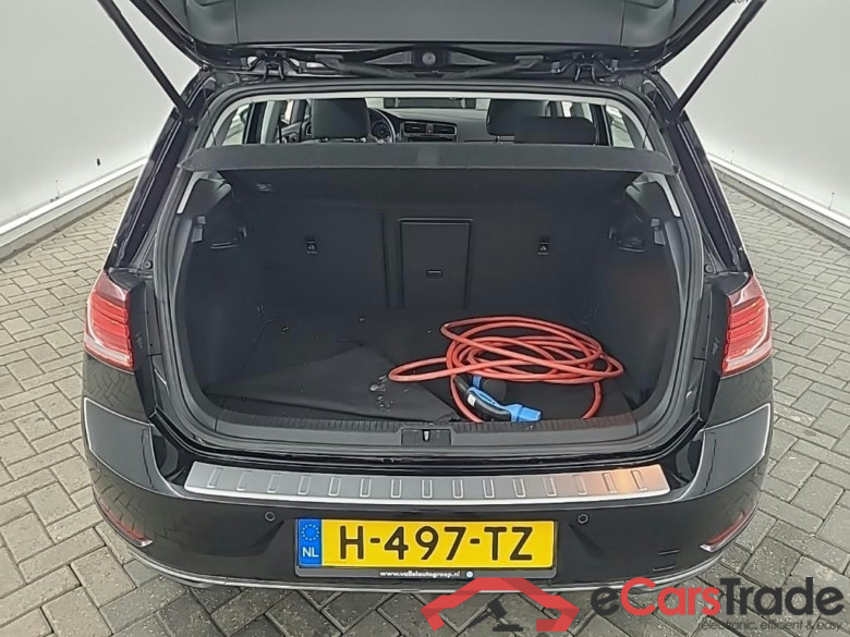VOLKSWAGEN GOLF E-DITION 2020 5D 100kW #5