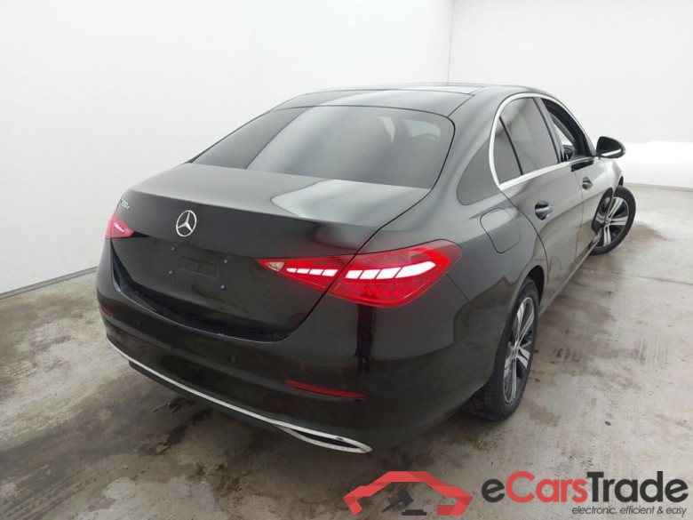 Mercedes-Benz C-Klasse Berline C 300 e Luxury Line 4d #2