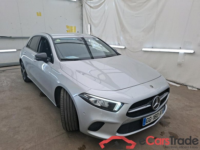 MERCEDES-BENZ Classe A Compact / 2018 / 5P / Berline A 200 d Progressive Line 8G-DCT #4