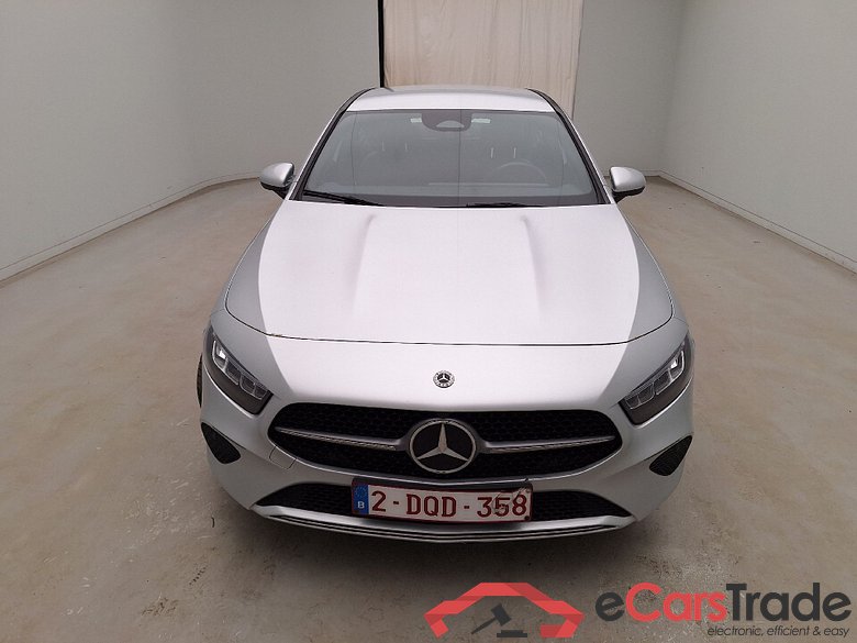 Mercedes, A-Class B.FL'22 PHEV, Mercedes-Benz A-Klasse Limousine A 250 e Business #1