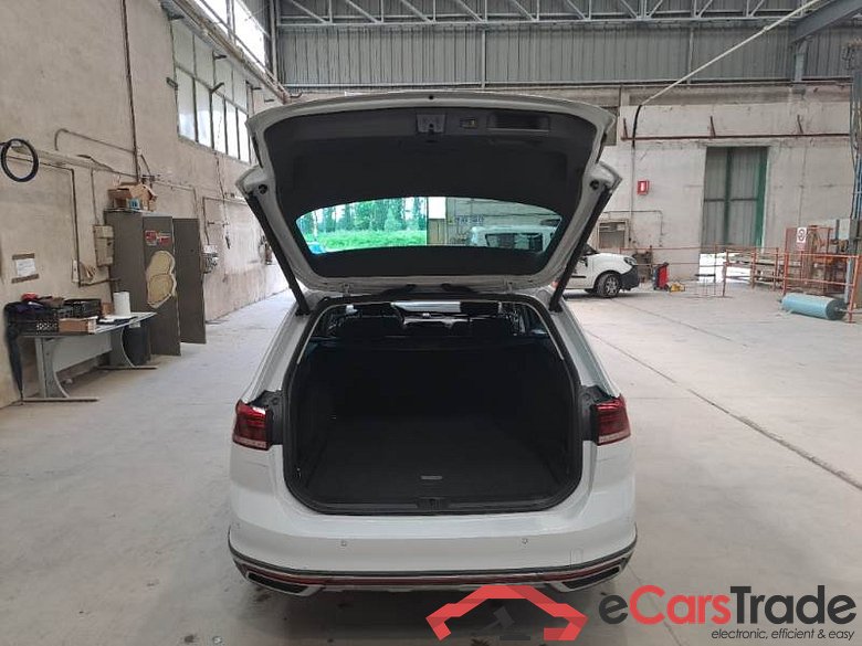 VOLKSWAGEN PASSAT / 2019 / 5P / STATION WAGON VAR. 2.0TDI SCR 147KW DSG 4MOT ALLTRACK #5