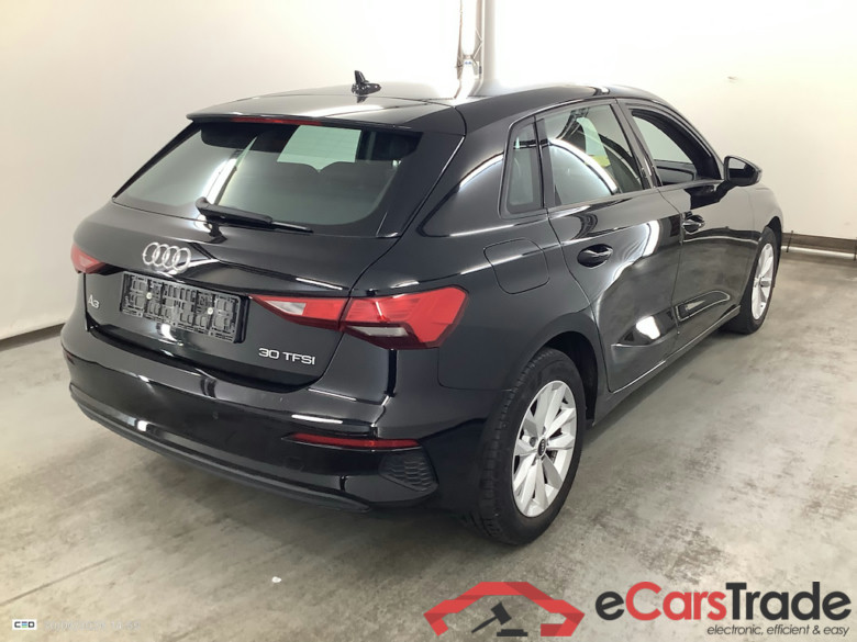 AUDI A3 BERLINE 1.5 TFSI 30 85KW URBAN EDITION #4