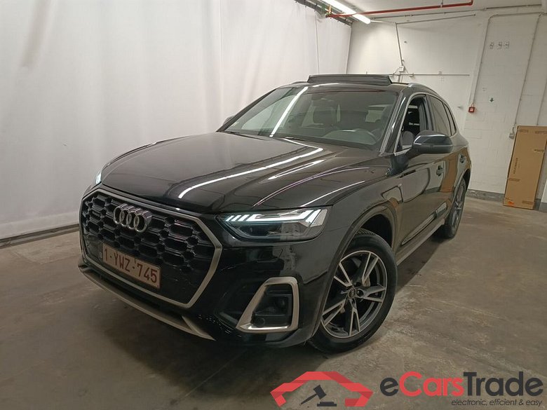 Audi Q5 Business Edition S line 40 TDI quattro 5d #1