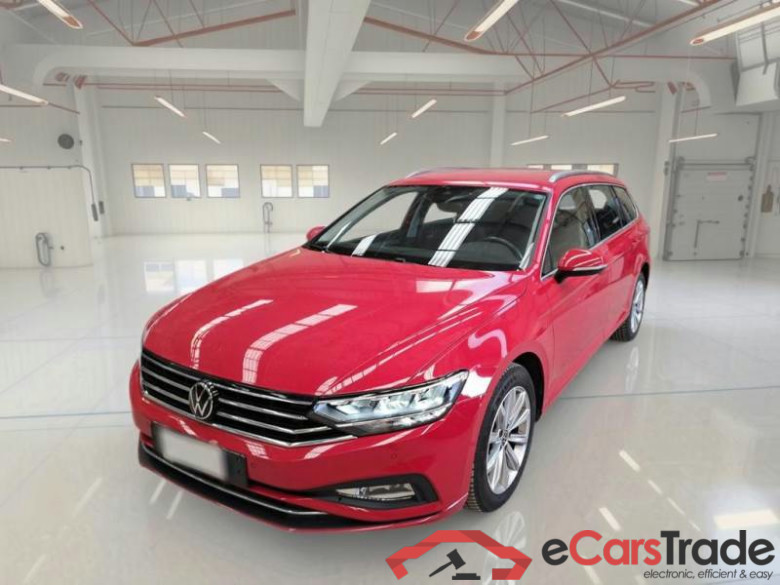 VOLKSWAGEN PASSAT / 2019 / 5P / STATION WAGON VAR. 2.0TDI SCR EVO 110KW BUSINESS DSG #1
