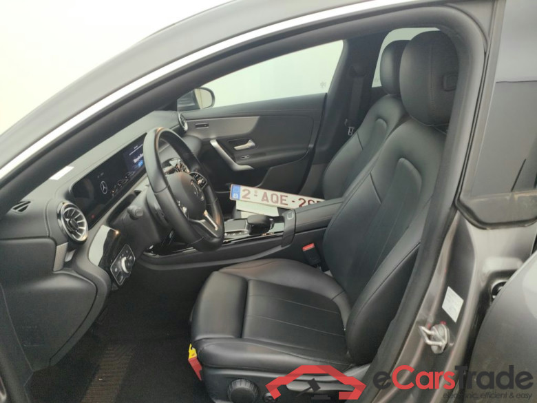 Mercedes-Benz CLA Shooting Brake CLA 180 d DCT Business Solution 5d #3