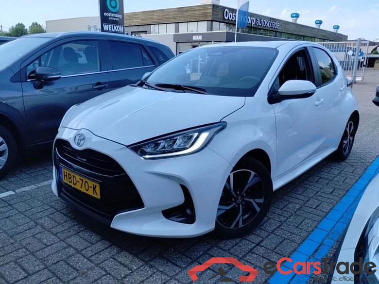 TOYOTA YARIS 1.5 Hybrid 115 First Edition